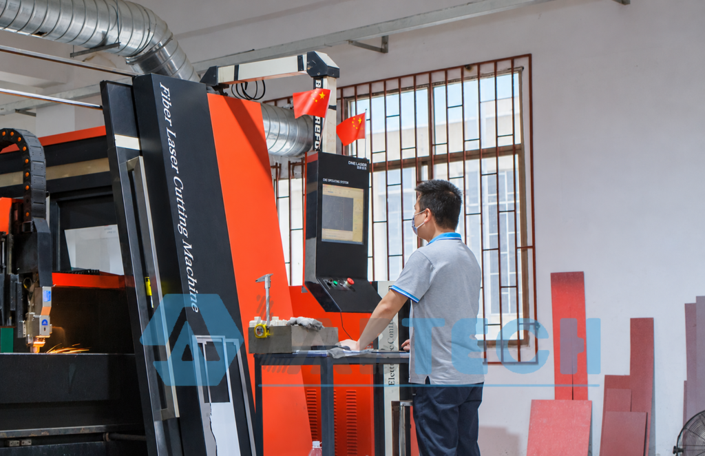 LABTECH operator using a fiber laser cutting machine